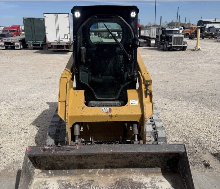 CAT 289D3 compact track loader, front view